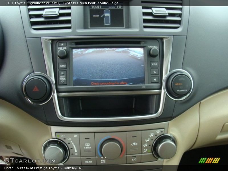 Cypress Green Pearl / Sand Beige 2013 Toyota Highlander V6 4WD