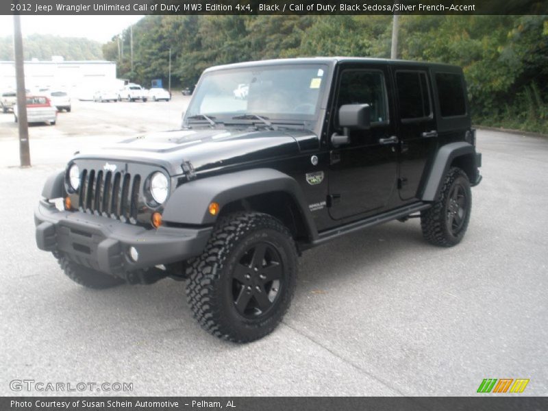 Black / Call of Duty: Black Sedosa/Silver French-Accent 2012 Jeep Wrangler Unlimited Call of Duty: MW3 Edition 4x4