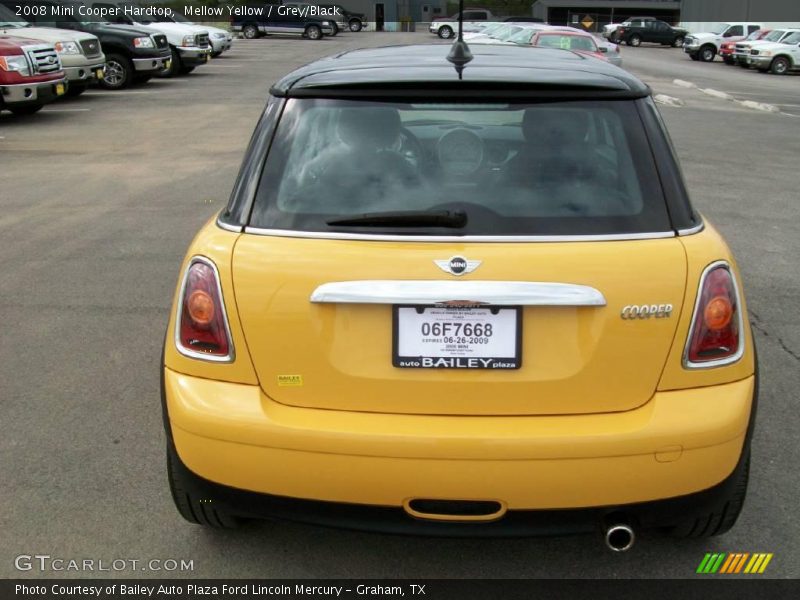 Mellow Yellow / Grey/Black 2008 Mini Cooper Hardtop