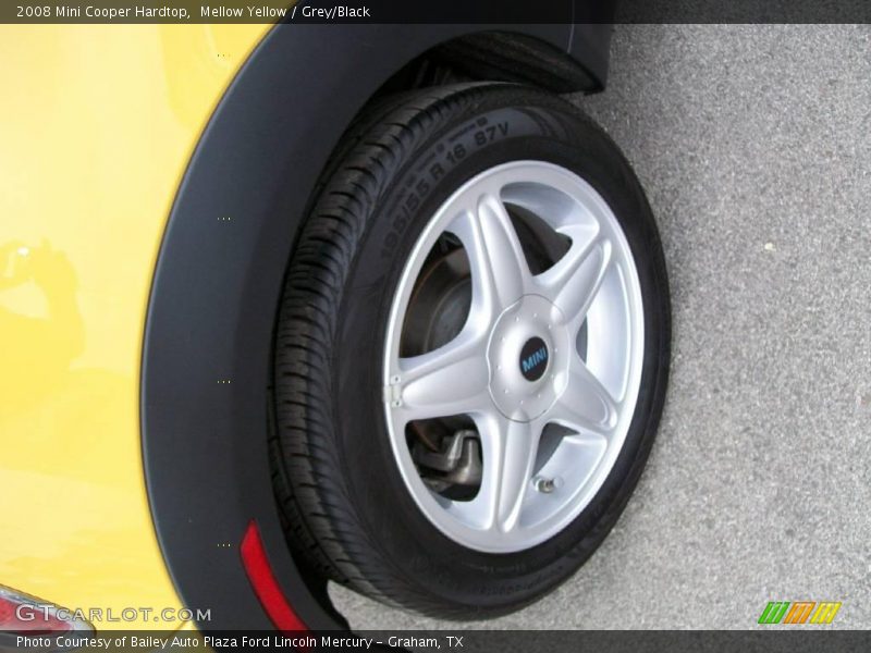 Mellow Yellow / Grey/Black 2008 Mini Cooper Hardtop