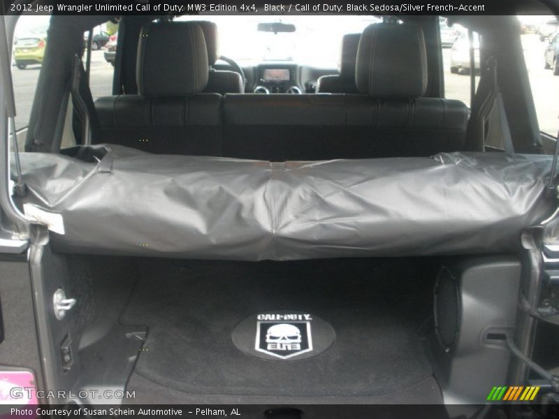Black / Call of Duty: Black Sedosa/Silver French-Accent 2012 Jeep Wrangler Unlimited Call of Duty: MW3 Edition 4x4