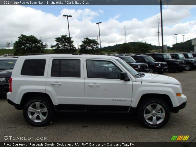 Bright White / Dark Slate Gray 2014 Jeep Patriot Sport 4x4