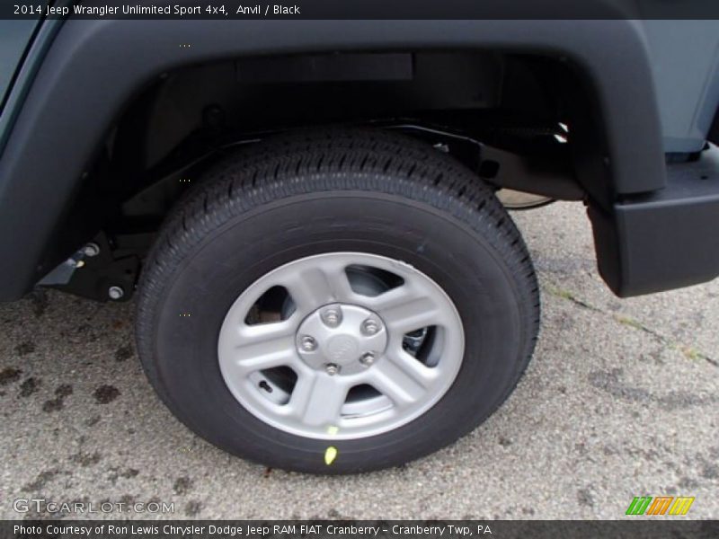 Anvil / Black 2014 Jeep Wrangler Unlimited Sport 4x4