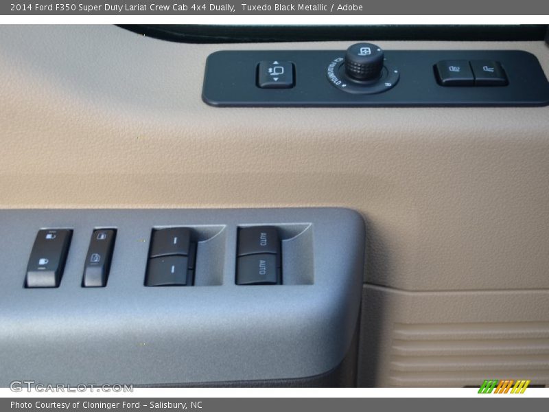 Tuxedo Black Metallic / Adobe 2014 Ford F350 Super Duty Lariat Crew Cab 4x4 Dually