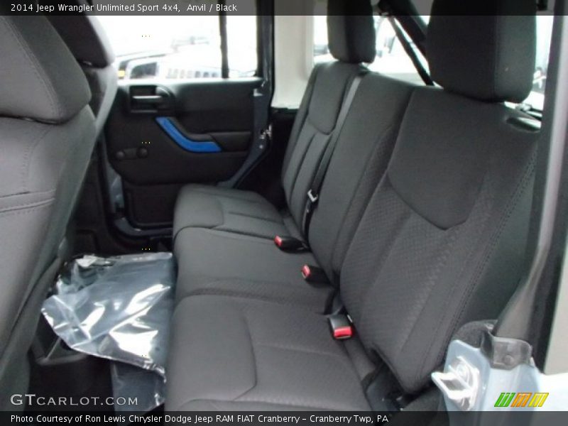 Anvil / Black 2014 Jeep Wrangler Unlimited Sport 4x4