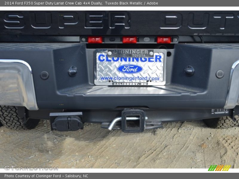 Tuxedo Black Metallic / Adobe 2014 Ford F350 Super Duty Lariat Crew Cab 4x4 Dually