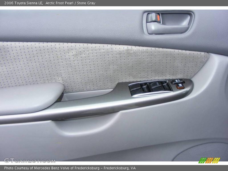 Arctic Frost Pearl / Stone Gray 2006 Toyota Sienna LE