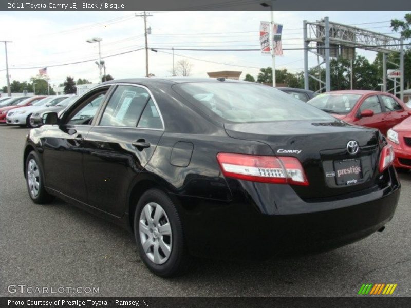 Black / Bisque 2011 Toyota Camry LE