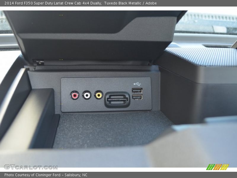 Tuxedo Black Metallic / Adobe 2014 Ford F350 Super Duty Lariat Crew Cab 4x4 Dually