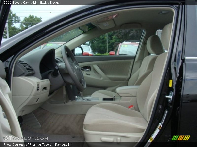 Black / Bisque 2011 Toyota Camry LE