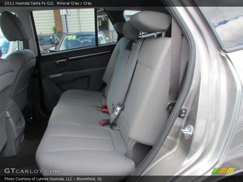 Mineral Gray / Gray 2011 Hyundai Santa Fe GLS