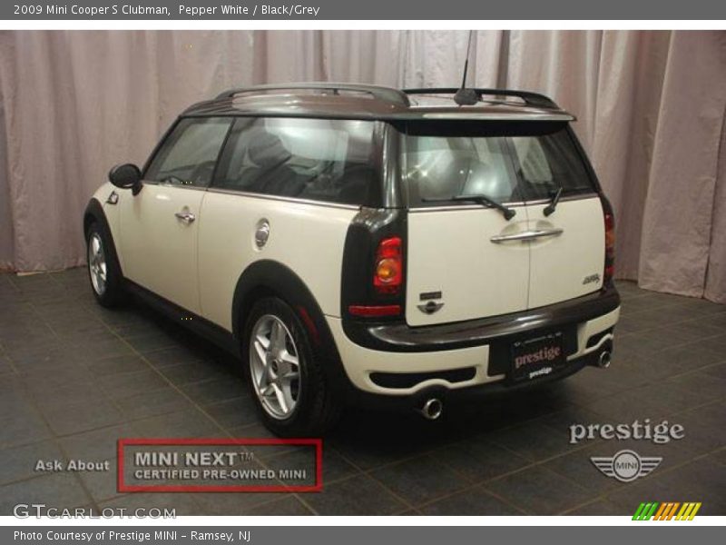 Pepper White / Black/Grey 2009 Mini Cooper S Clubman