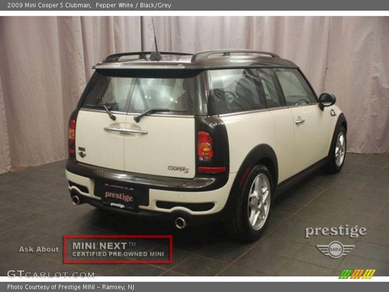 Pepper White / Black/Grey 2009 Mini Cooper S Clubman