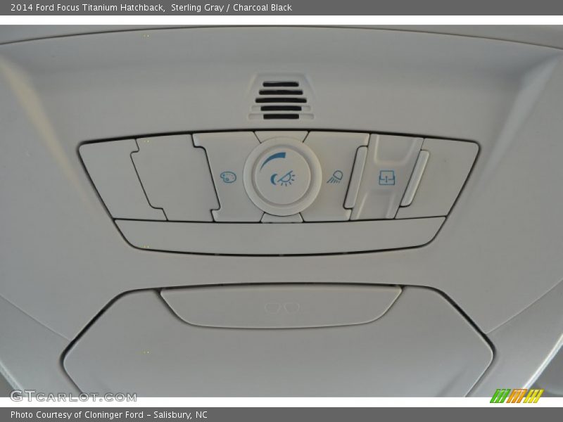 Sterling Gray / Charcoal Black 2014 Ford Focus Titanium Hatchback