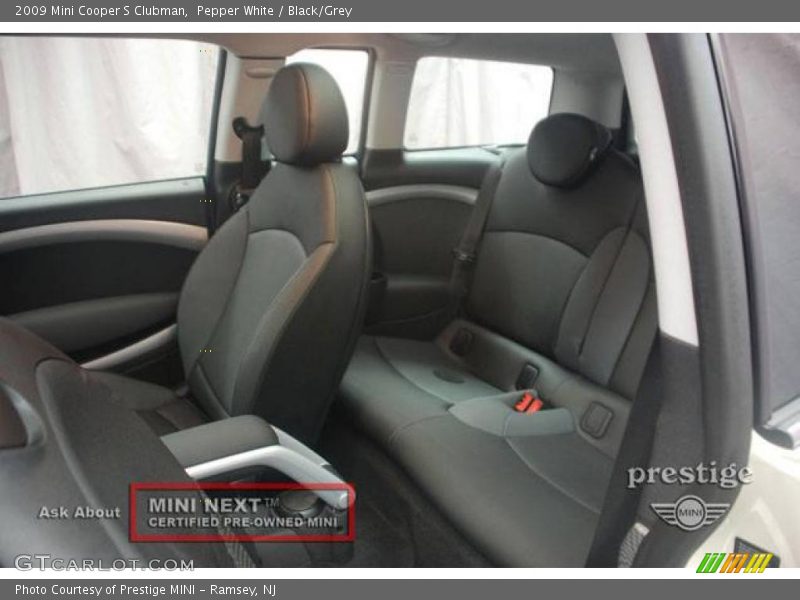 Pepper White / Black/Grey 2009 Mini Cooper S Clubman