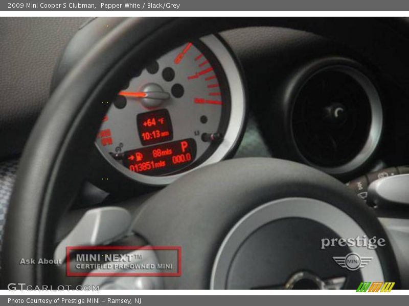 Pepper White / Black/Grey 2009 Mini Cooper S Clubman