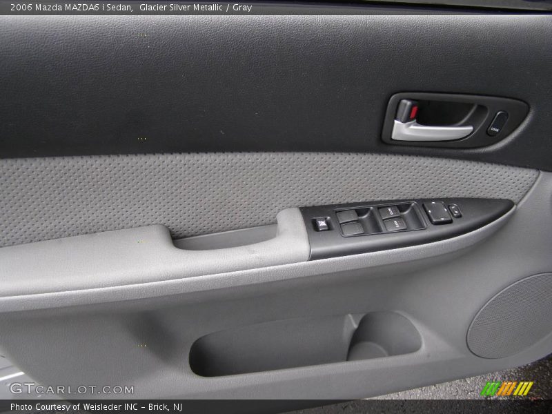 Glacier Silver Metallic / Gray 2006 Mazda MAZDA6 i Sedan