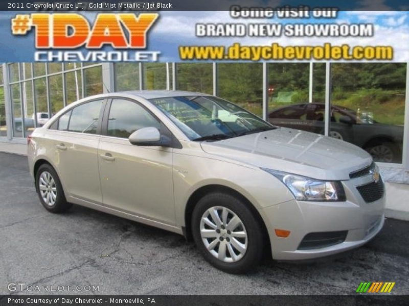 Gold Mist Metallic / Jet Black 2011 Chevrolet Cruze LT