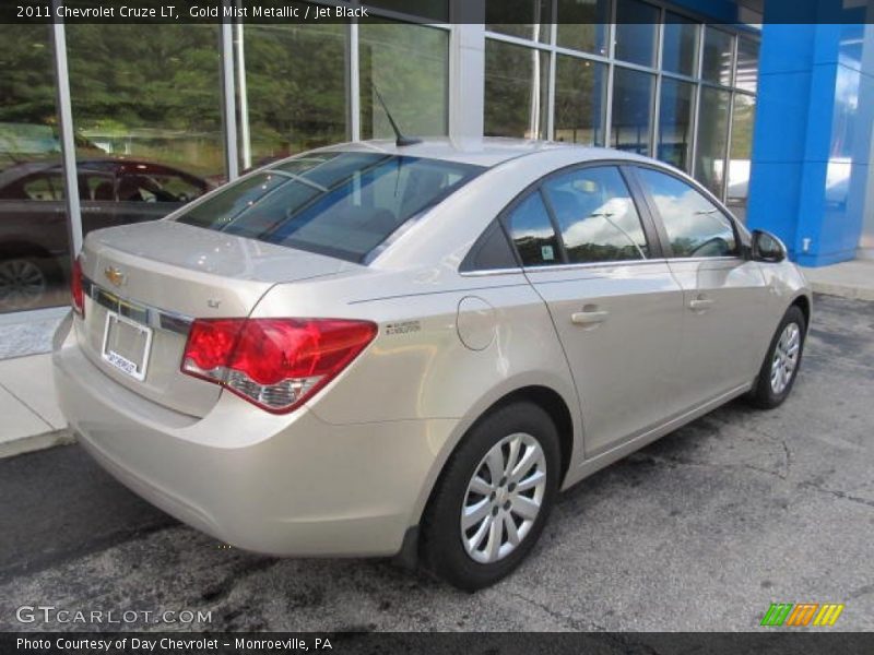 Gold Mist Metallic / Jet Black 2011 Chevrolet Cruze LT
