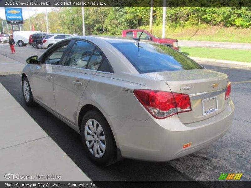 Gold Mist Metallic / Jet Black 2011 Chevrolet Cruze LT