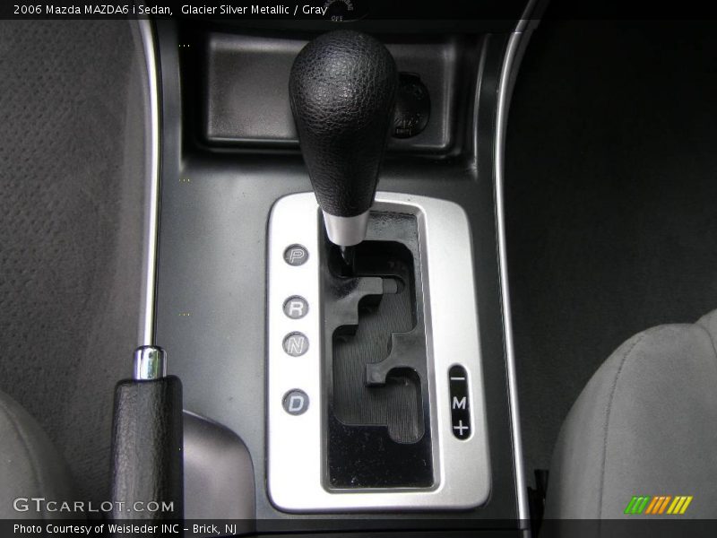 Glacier Silver Metallic / Gray 2006 Mazda MAZDA6 i Sedan