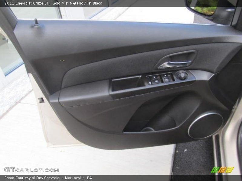 Gold Mist Metallic / Jet Black 2011 Chevrolet Cruze LT