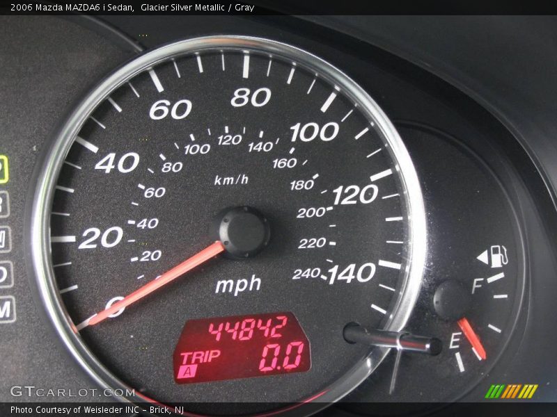 Glacier Silver Metallic / Gray 2006 Mazda MAZDA6 i Sedan