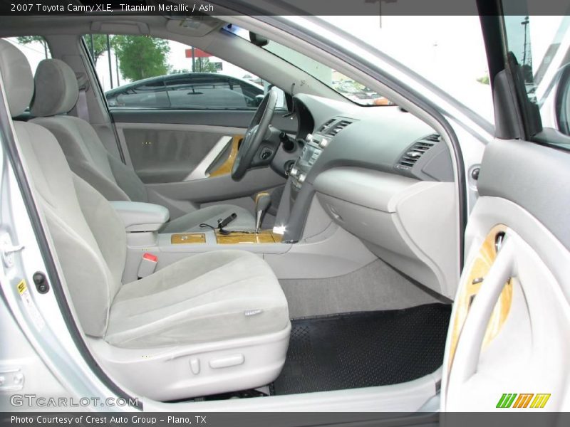 Titanium Metallic / Ash 2007 Toyota Camry XLE