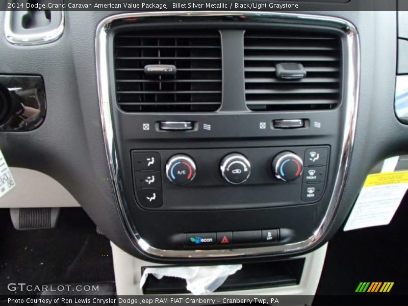 Billet Silver Metallic / Black/Light Graystone 2014 Dodge Grand Caravan American Value Package
