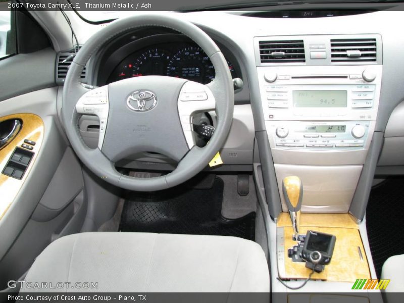 Titanium Metallic / Ash 2007 Toyota Camry XLE
