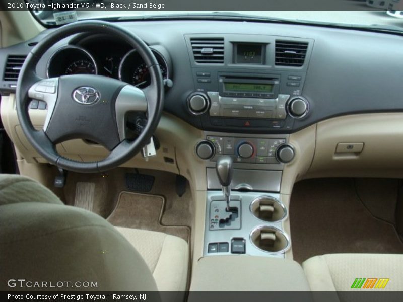 Black / Sand Beige 2010 Toyota Highlander V6 4WD