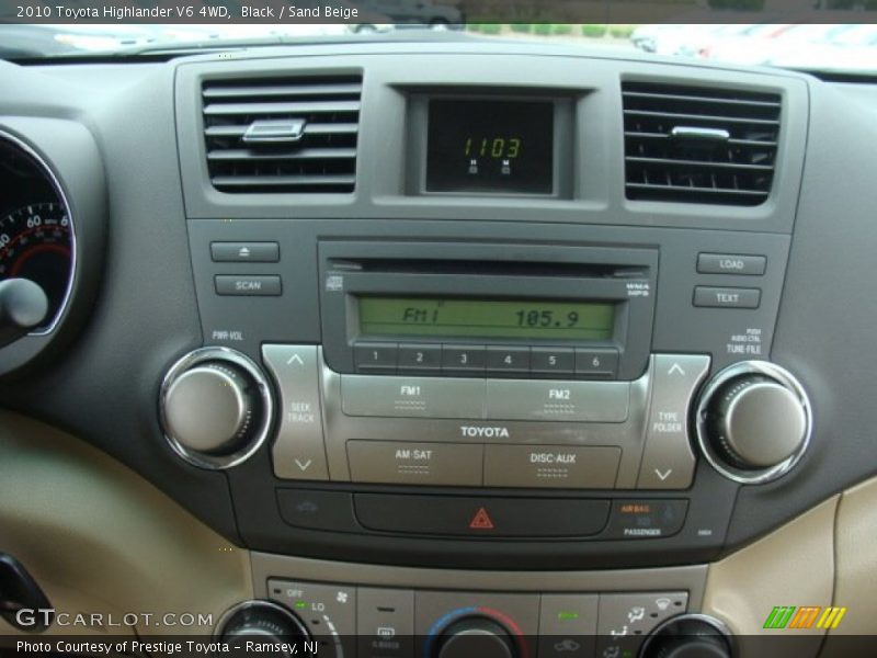 Black / Sand Beige 2010 Toyota Highlander V6 4WD