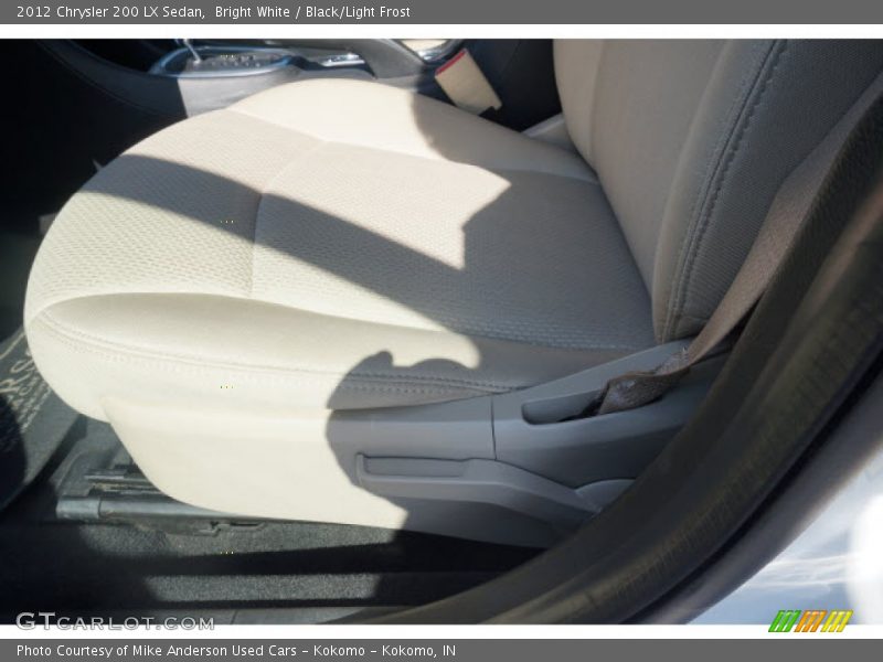 Bright White / Black/Light Frost 2012 Chrysler 200 LX Sedan