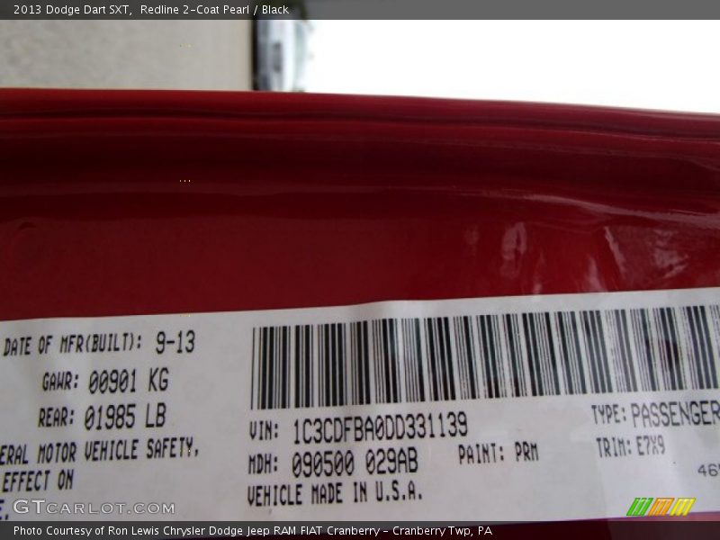 Redline 2-Coat Pearl / Black 2013 Dodge Dart SXT