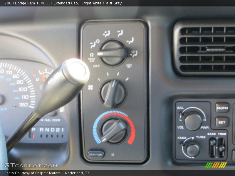 Controls of 2000 Ram 1500 SLT Extended Cab