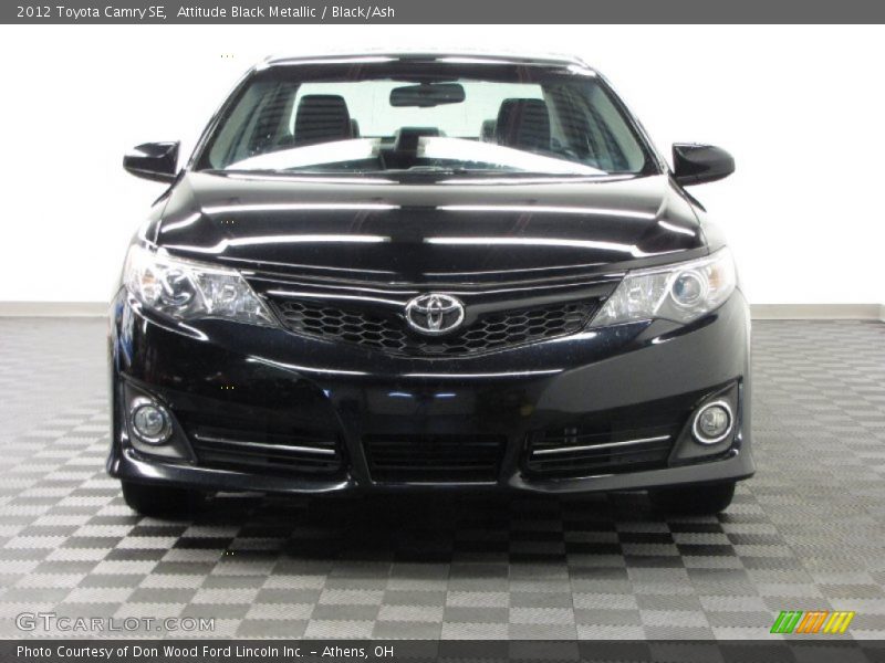 Attitude Black Metallic / Black/Ash 2012 Toyota Camry SE