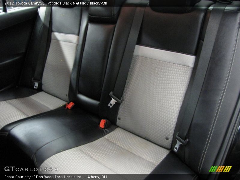Attitude Black Metallic / Black/Ash 2012 Toyota Camry SE