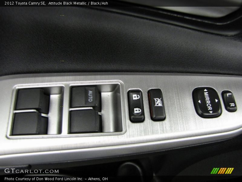 Attitude Black Metallic / Black/Ash 2012 Toyota Camry SE