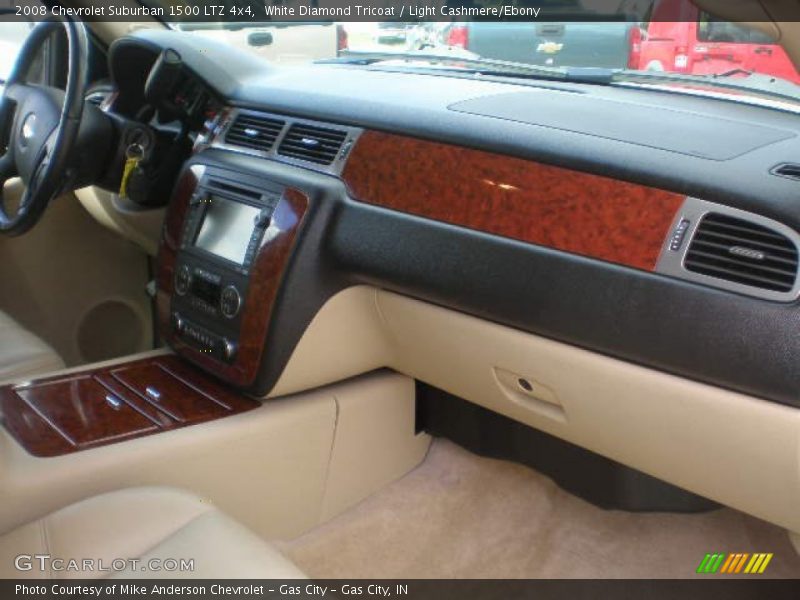 White Diamond Tricoat / Light Cashmere/Ebony 2008 Chevrolet Suburban 1500 LTZ 4x4