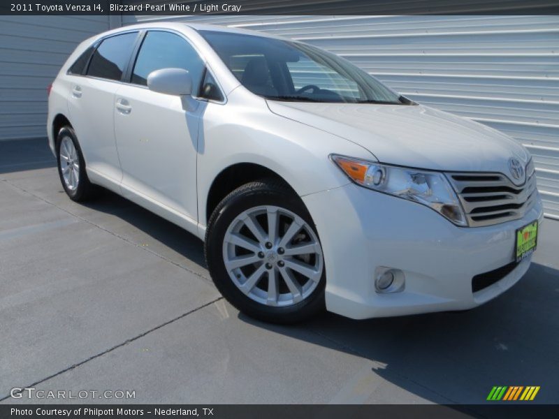 Blizzard Pearl White / Light Gray 2011 Toyota Venza I4