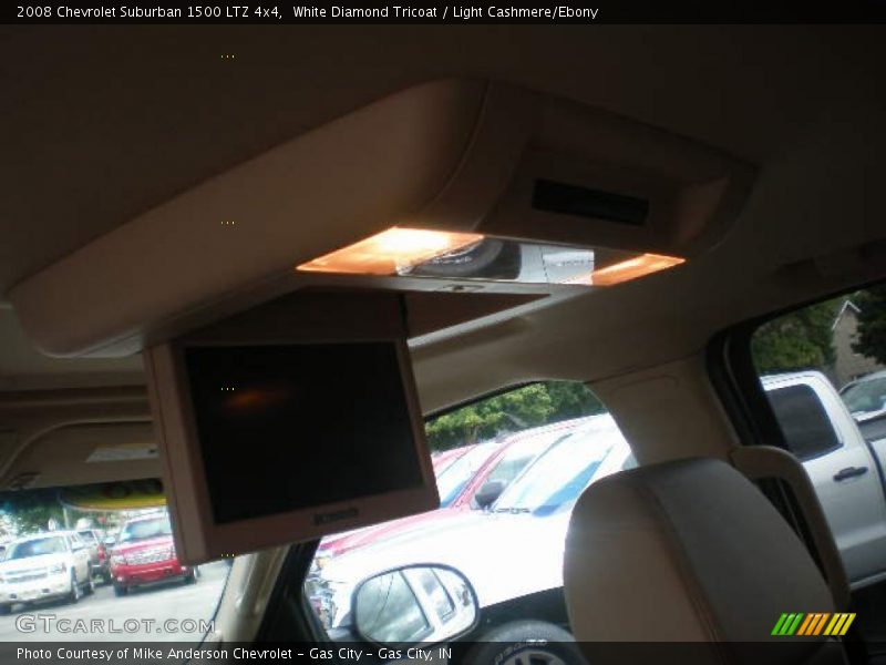 White Diamond Tricoat / Light Cashmere/Ebony 2008 Chevrolet Suburban 1500 LTZ 4x4