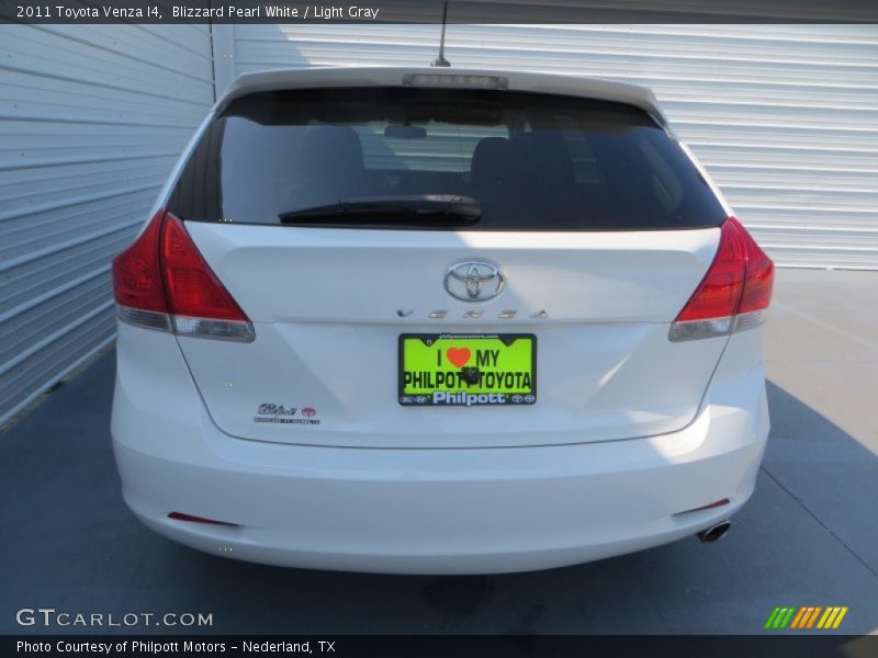 Blizzard Pearl White / Light Gray 2011 Toyota Venza I4