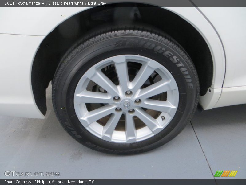 Blizzard Pearl White / Light Gray 2011 Toyota Venza I4