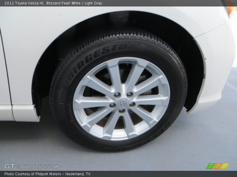 Blizzard Pearl White / Light Gray 2011 Toyota Venza I4