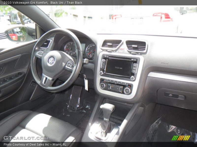 Black Uni / Titan Black 2010 Volkswagen Eos Komfort