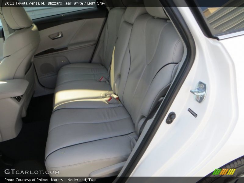 Blizzard Pearl White / Light Gray 2011 Toyota Venza I4