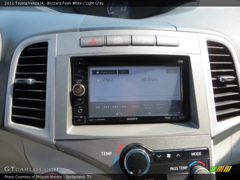 Blizzard Pearl White / Light Gray 2011 Toyota Venza I4