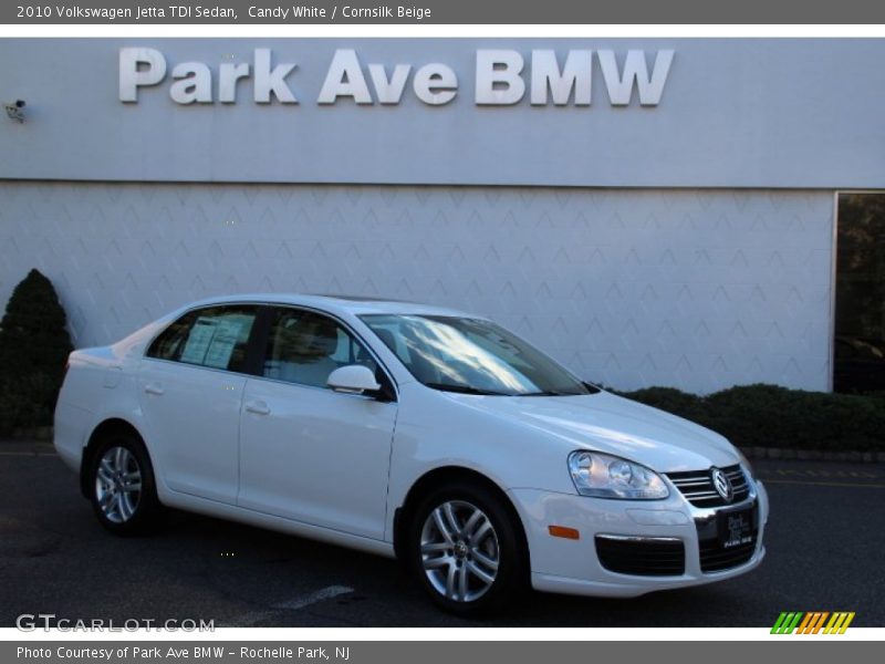 Candy White / Cornsilk Beige 2010 Volkswagen Jetta TDI Sedan