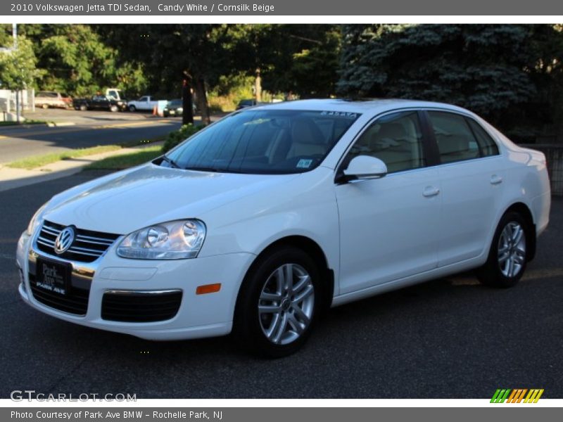 Candy White / Cornsilk Beige 2010 Volkswagen Jetta TDI Sedan