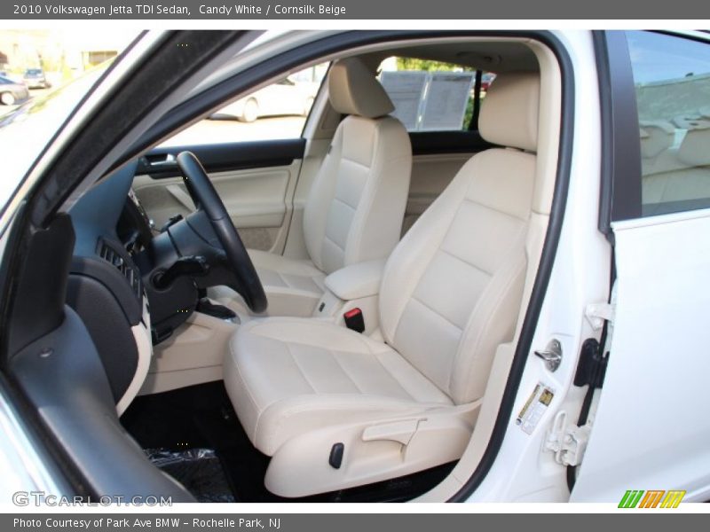 Candy White / Cornsilk Beige 2010 Volkswagen Jetta TDI Sedan